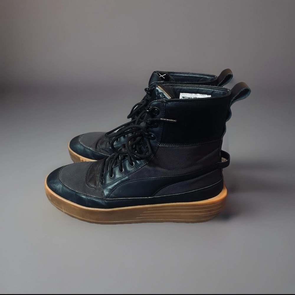 Puma Xo The Weeknd Parallel 2.0
MensBoots - Black sz 12 Tactical Issue
No.1